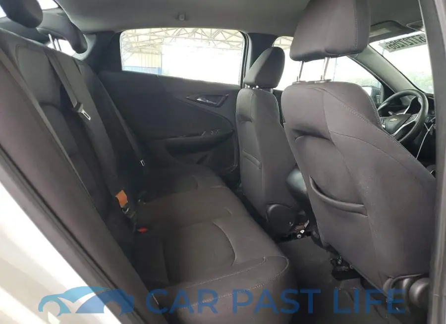 1G1ZB5ST8PF115029# 10