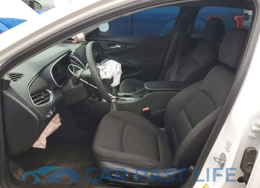 1G1ZD5ST0PF192990# 7