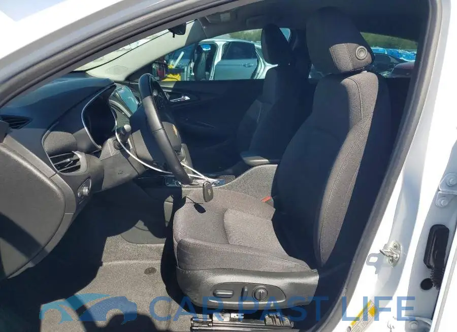 1G1ZD5ST4RF218400# 7