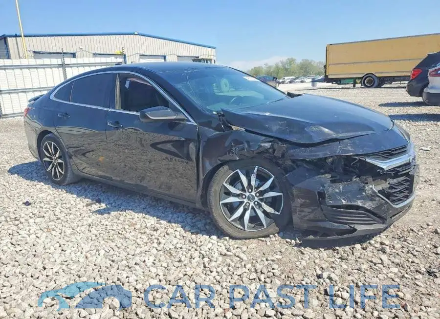 1G1ZG5ST2RF123230# 4