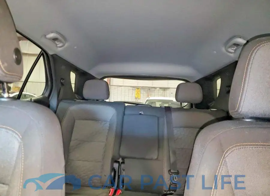 2GNAXTEV5L6261715# 10