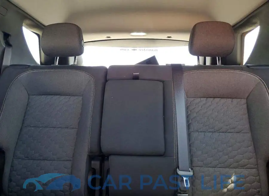 3GNAXUEV1KS658120# 10