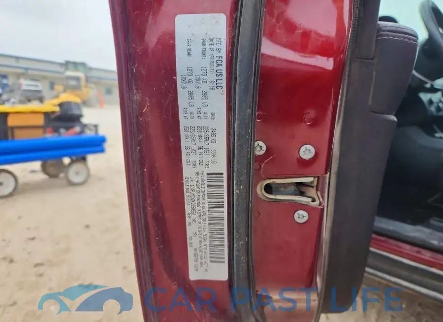 1C4PJMCX2KD250590# 12