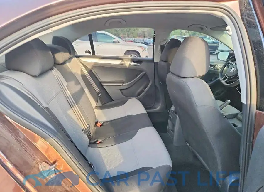 3VW167AJ9HM340532# 10