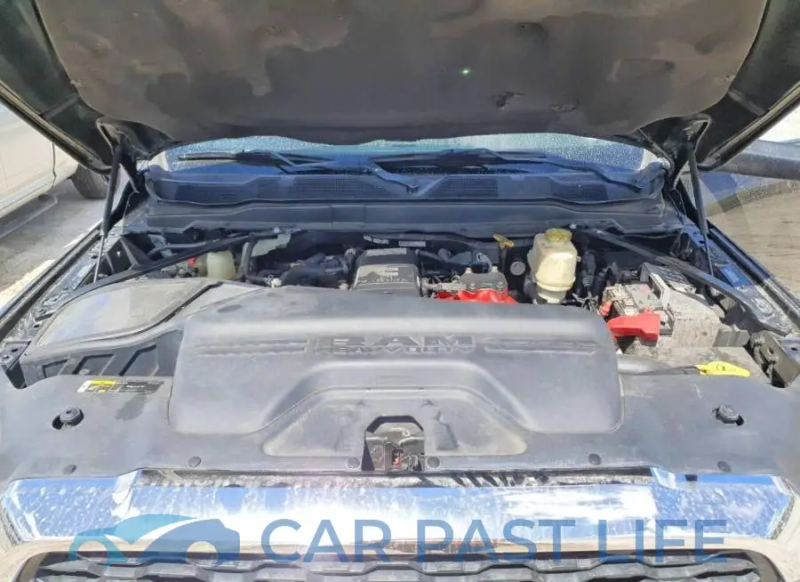 3C7WRMDL5KG535676# 11