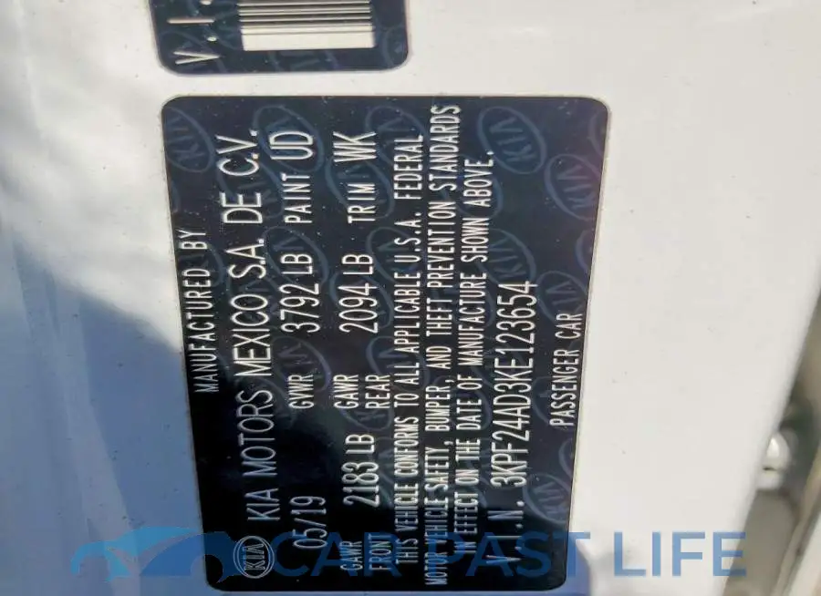 3KPF24AD3KE123654# 12