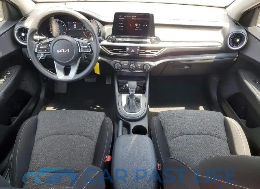 3KPF24AD8PE680292# 8