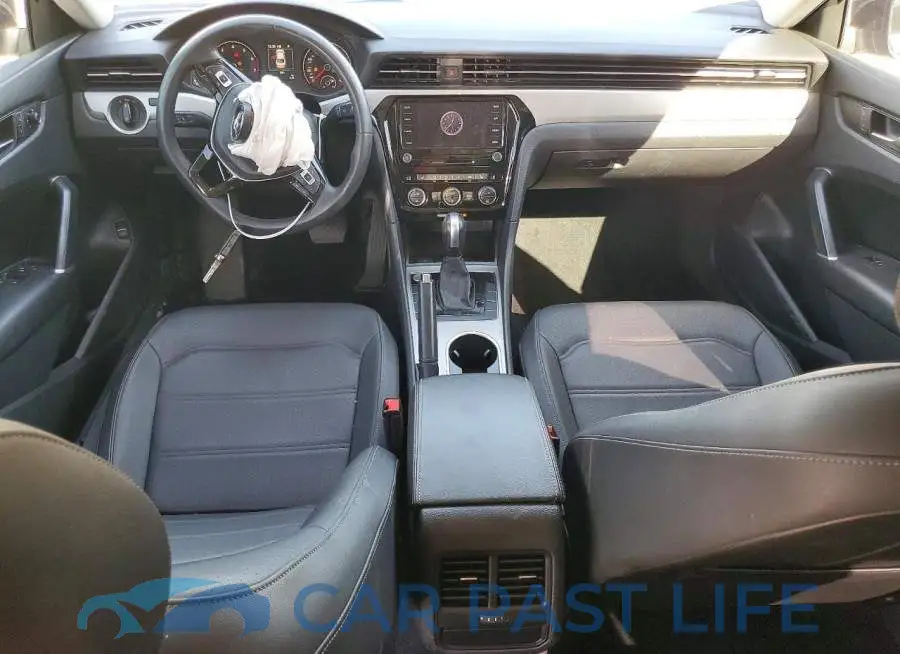 1VWSA7A39NC008902# 8