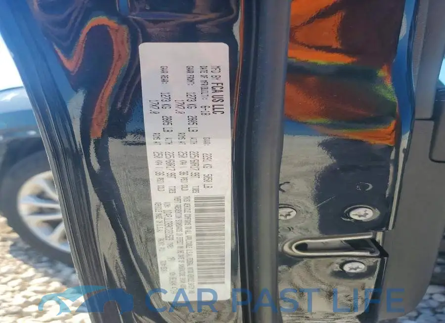 1C4PJLCB9KD221523# 13