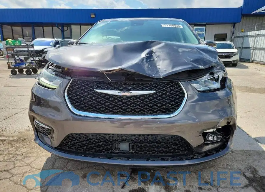 2C4RC1L73NR148623# 5