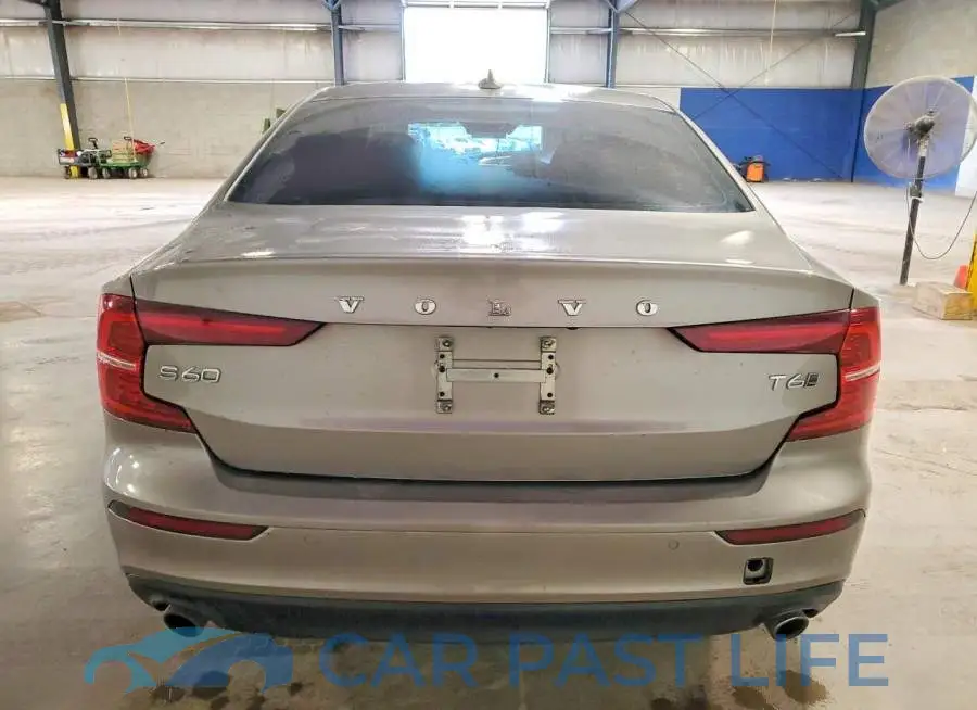 7JRA22TK9KG003143# 6