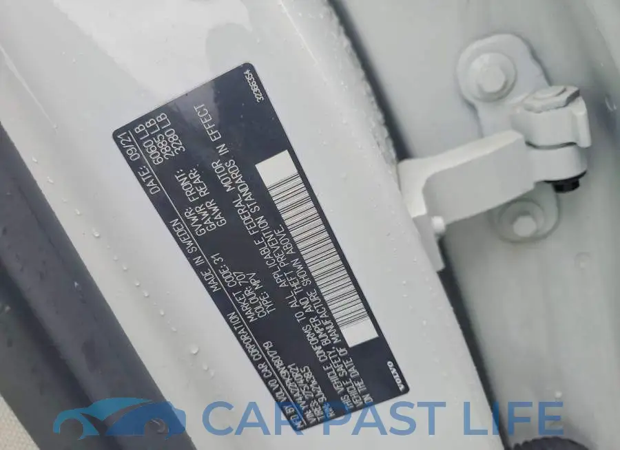 YV4A22PK9N1801719# 13