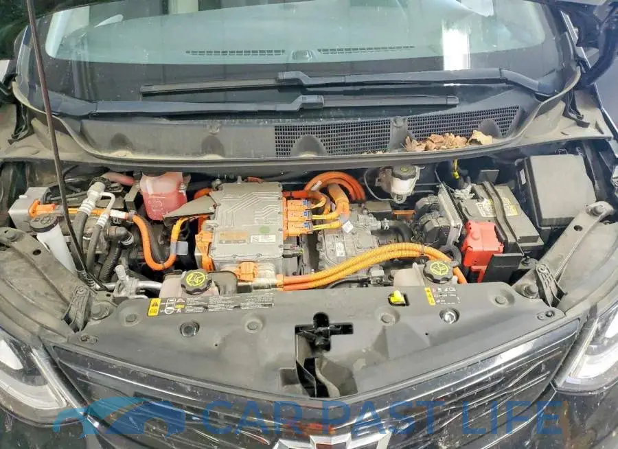 1G1FZ6S02L4133882# 11
