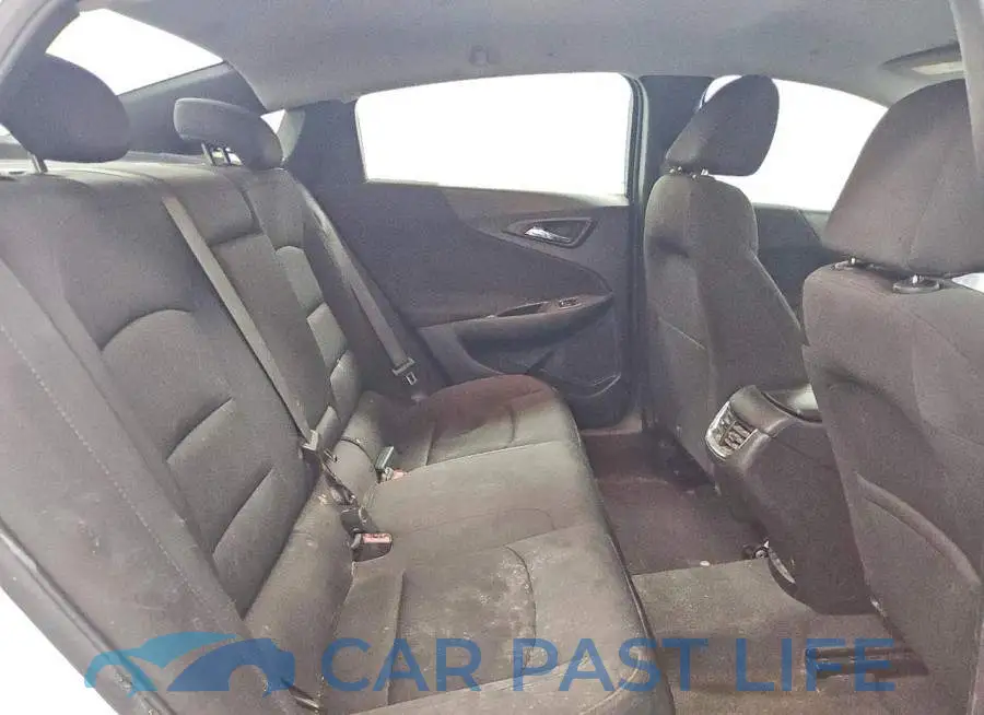 1G1ZD5ST5RF232869# 10