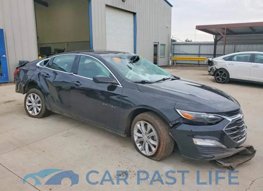 1G1ZD5ST6PF120899# 4