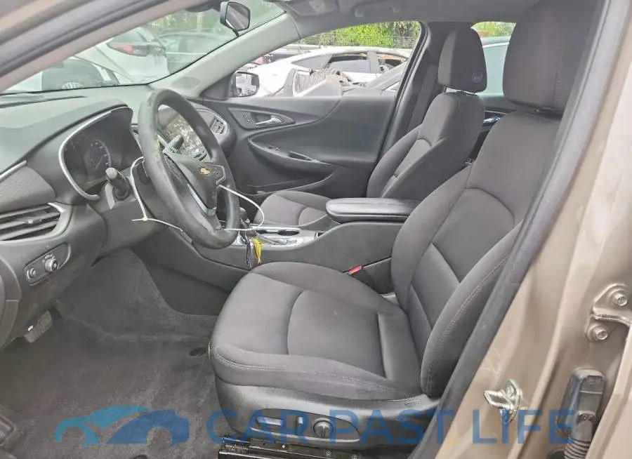 1G1ZD5ST9NF152873# 7