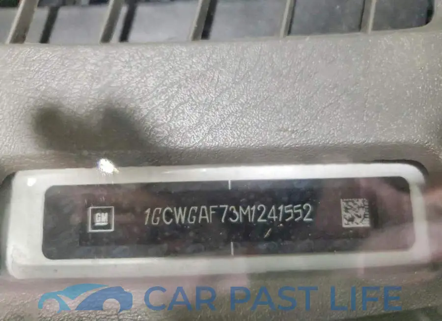 1GCWGAF73M1241552# 13