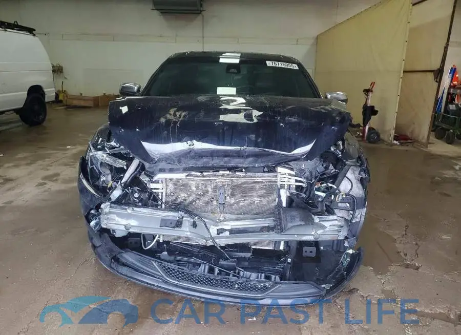 1FAHP2F89KG109807# 5