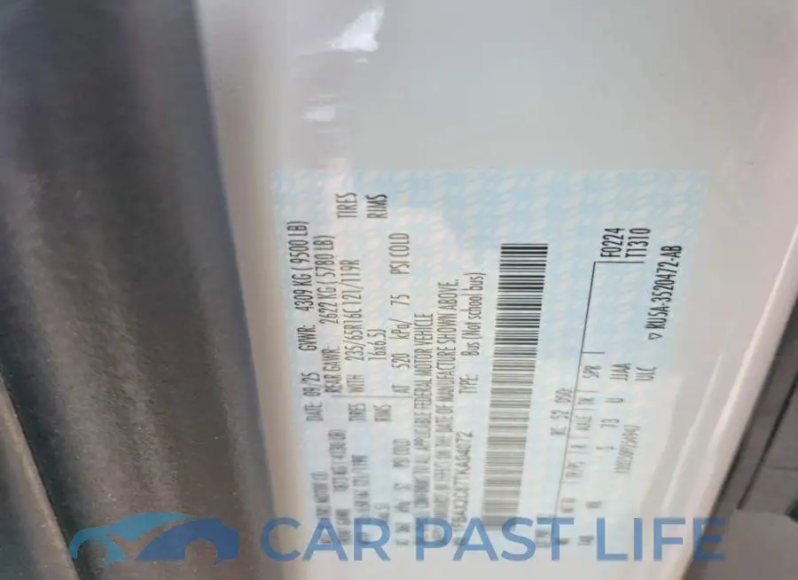 1FBAX2C87TKA04072# 14