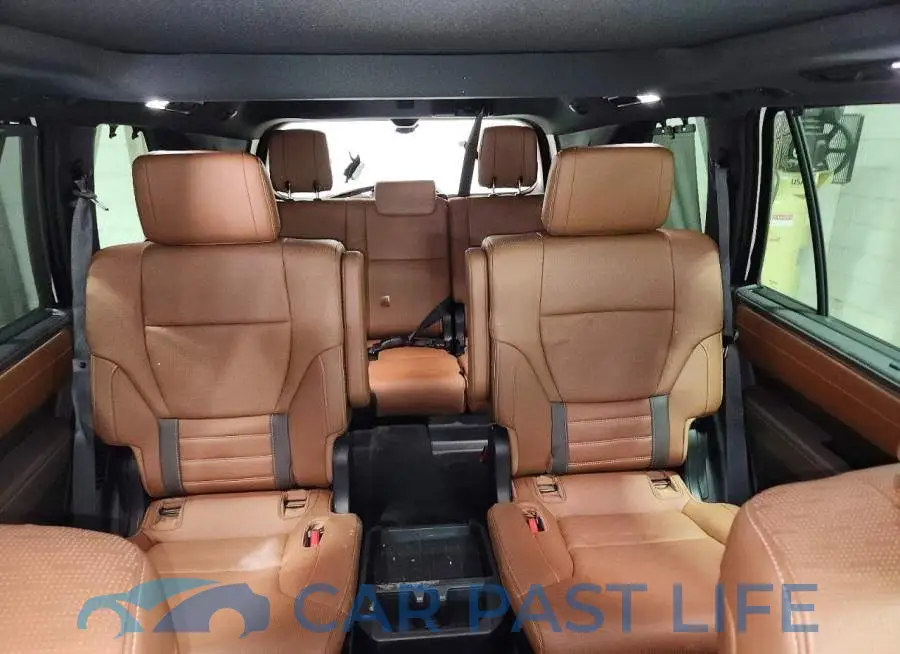 7SVAAABA5SX061082# 10