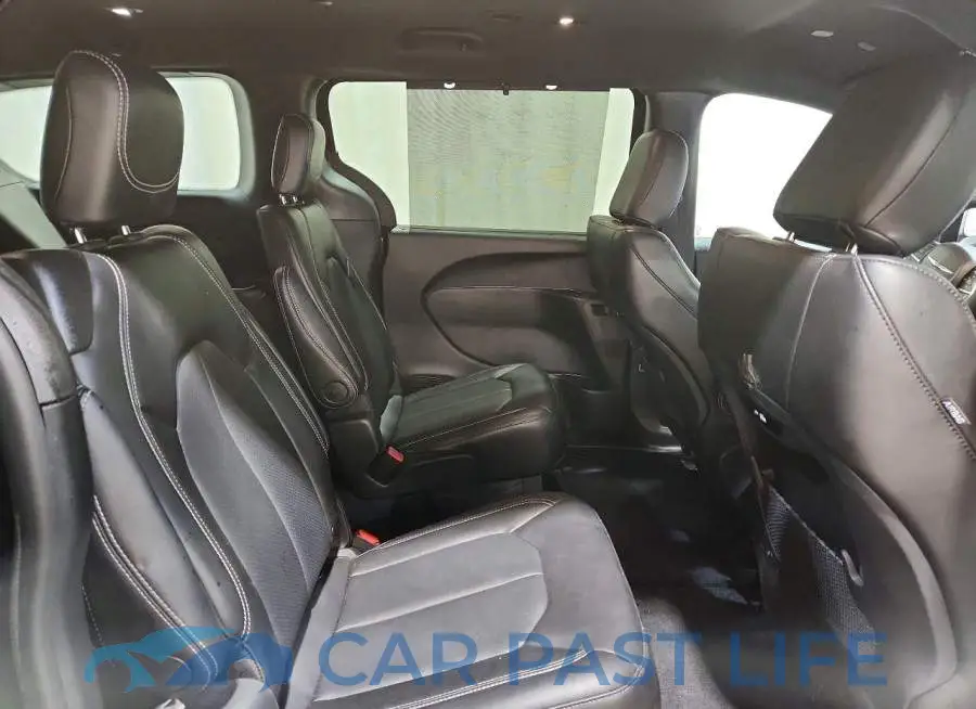 2C4RC1BGXSR614741# 11