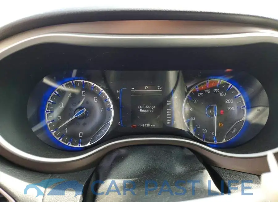 2C4RC1YG4MR521496# 9