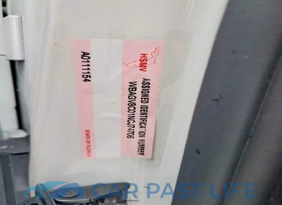 WBAGV8C01NCJ74706# 12