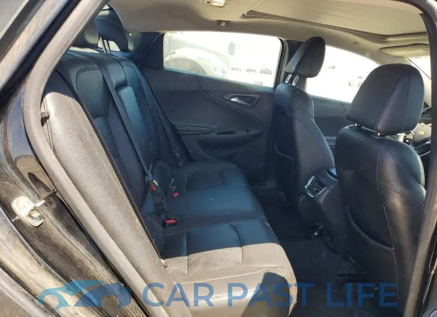 1G1ZD5ST1JF115875# 10