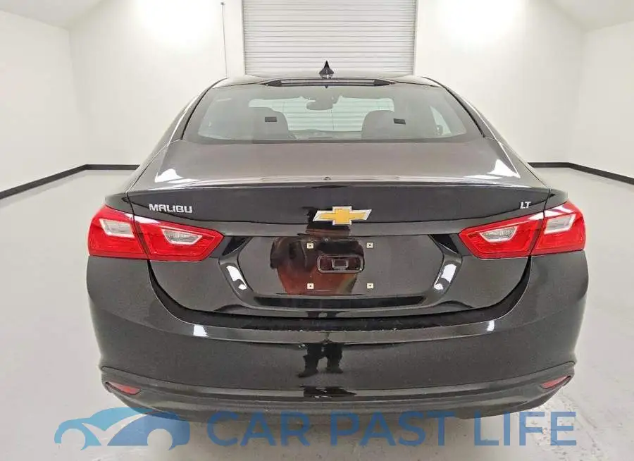 1G1ZD5ST6PF192556# 6