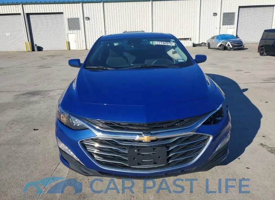 1G1ZD5ST8PF211074# 5