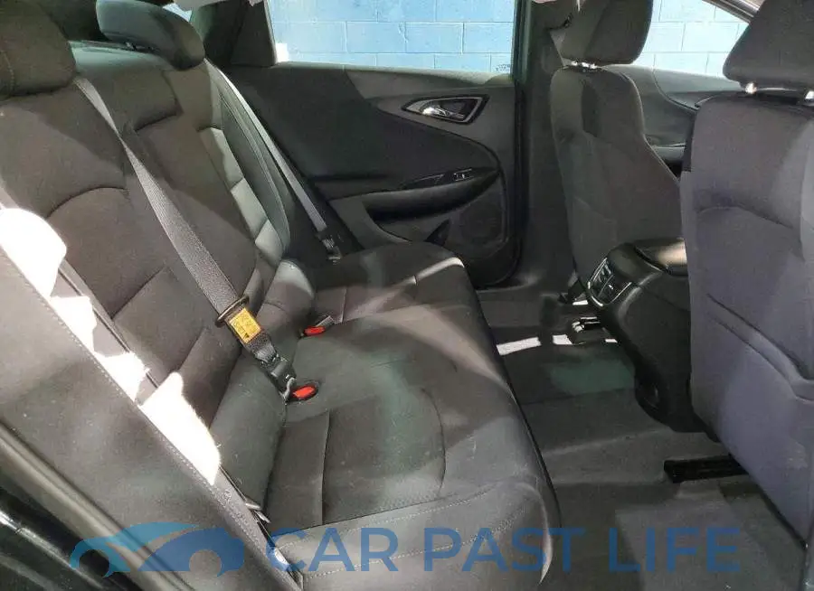 1G1ZD5ST9PF128382# 10