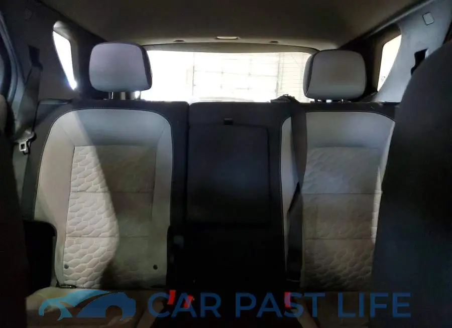 2GNAXREV7J6153581# 10