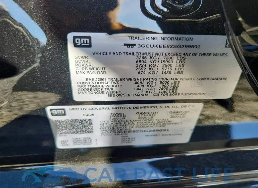 3GCUKEE82SG299691# 13