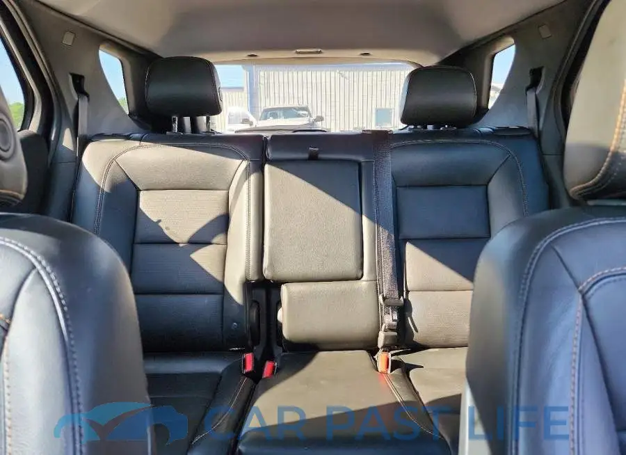3GNAXNEX2JL352186# 10