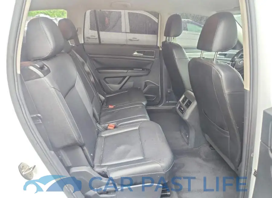 1V2KR2CAXJC562470# 11