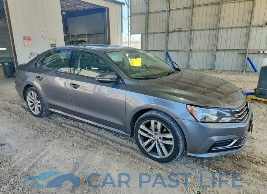 1VWLA7A34KC002702# 4
