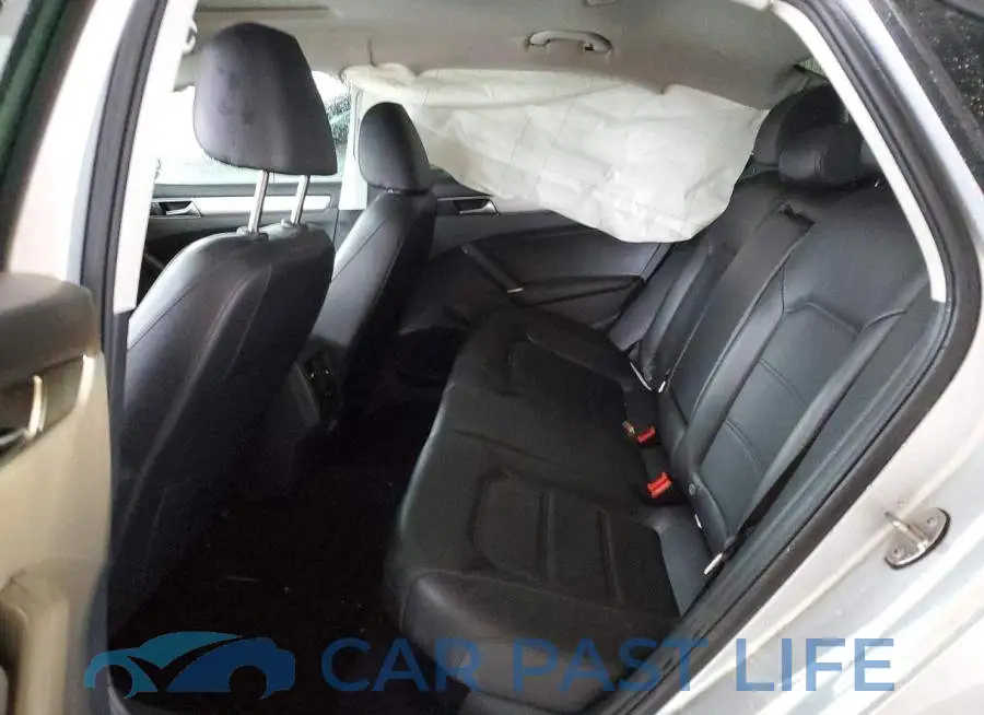 1VWLA7A34KC014008# 10