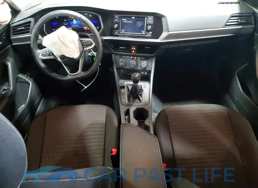 3VW4M7BUXRM037868# 8