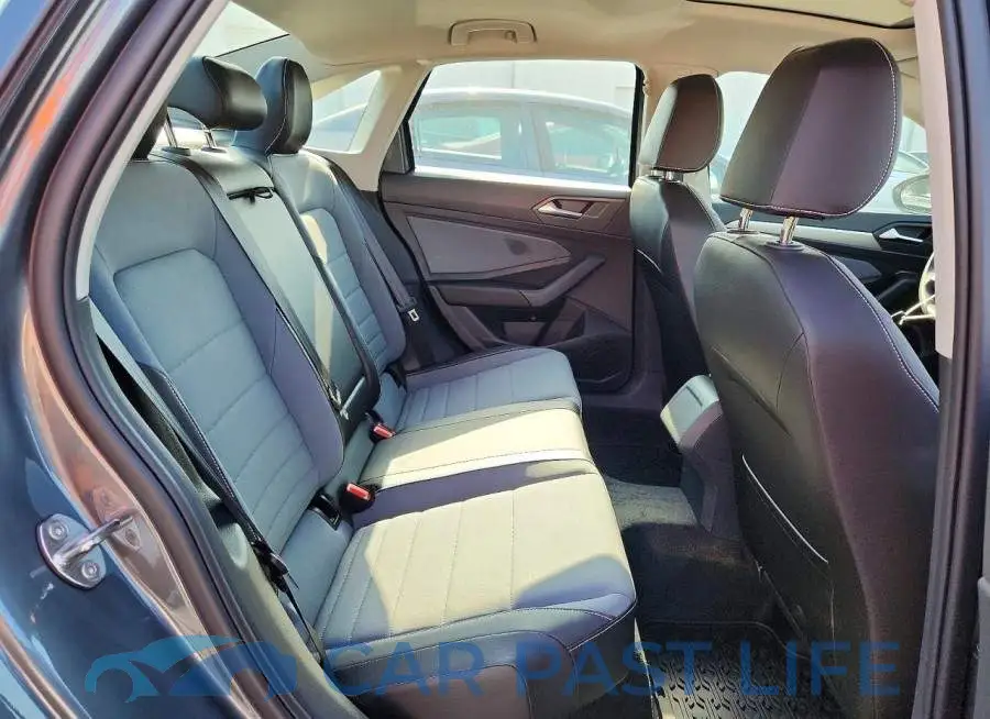 3VW7W7BU1TM042939# 10