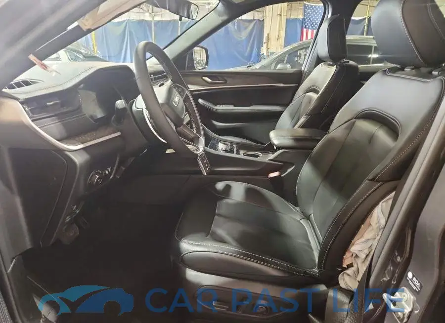 1C4RJHBR9TC261158# 7