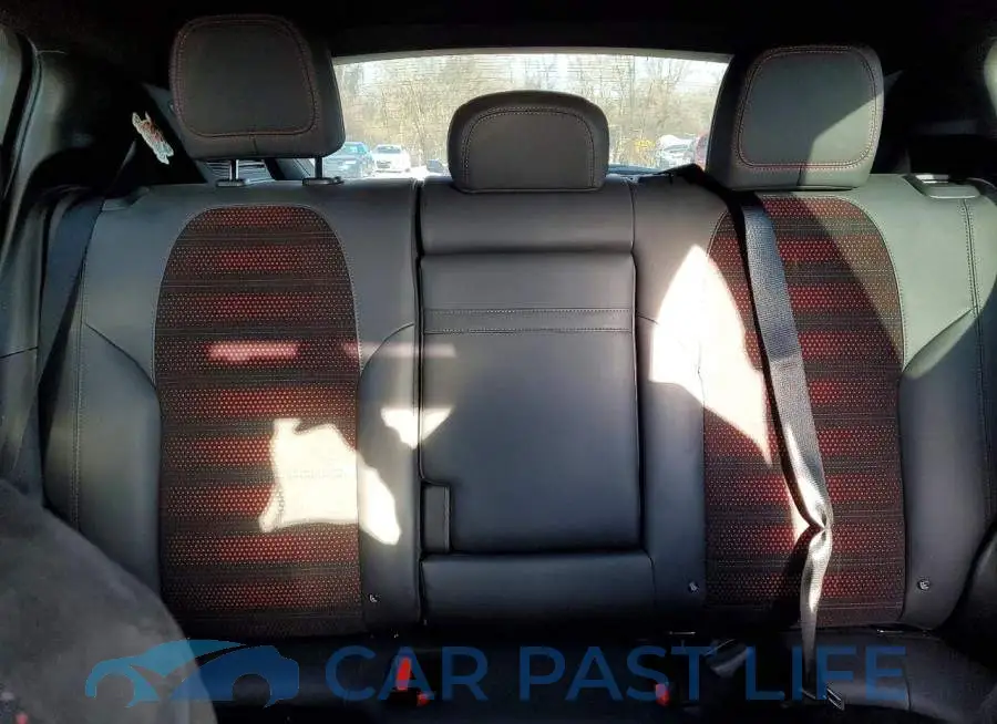 ZACNDFAN2P3A00858# 10