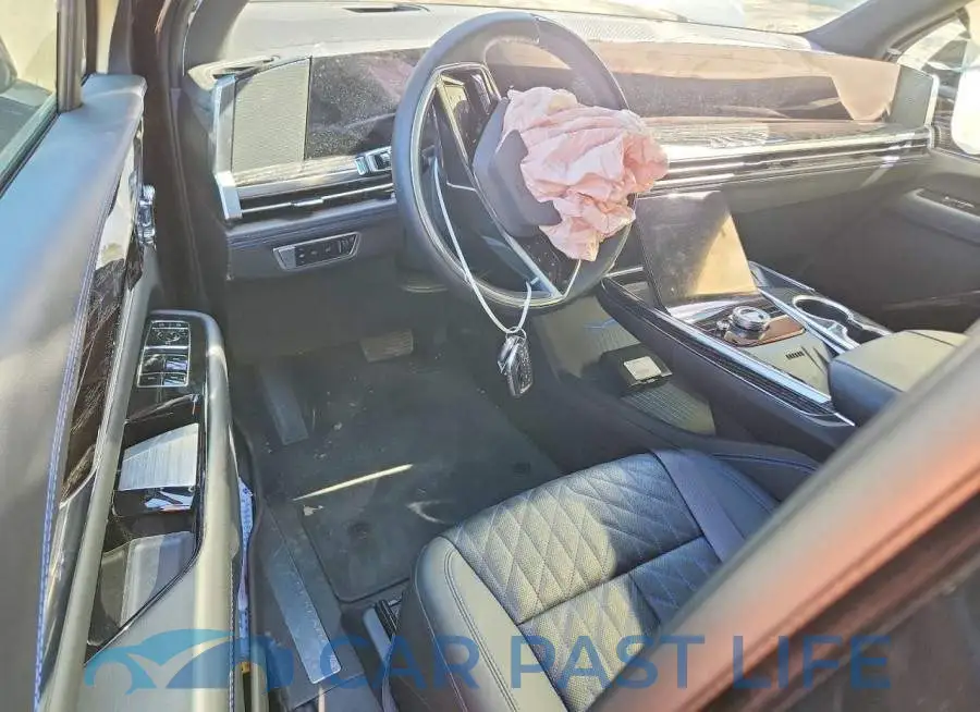1GYTEEKL7TU100087# 8