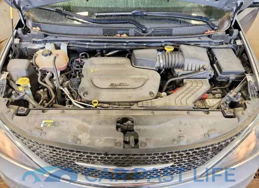 2C4RC1DG1LR163889# 12