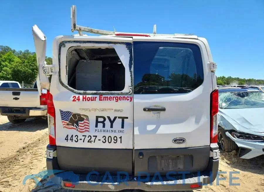 1FTYR1ZM9JKA84104# 6