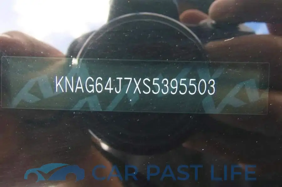 KNAG64J7XS5395503# 10