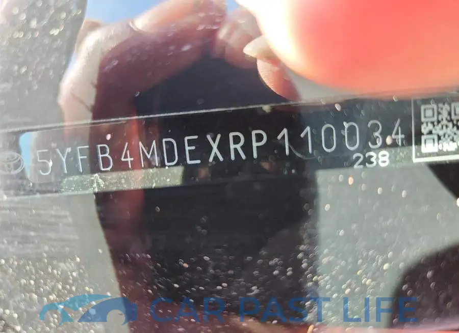 5YFB4MDEXRP110034# 12