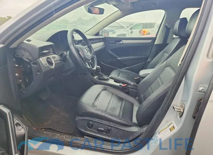1VWSA7A3XMC000676# 7