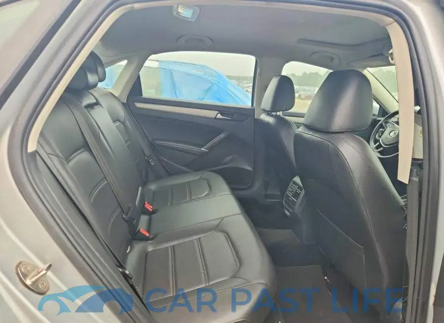 1VWSA7A3XMC000676# 10