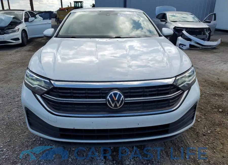 3VW5M7BU9PM021226# 5
