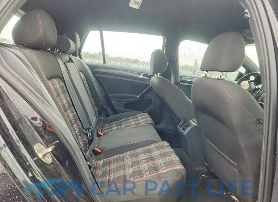 3VW5T7AU2LM005318# 10